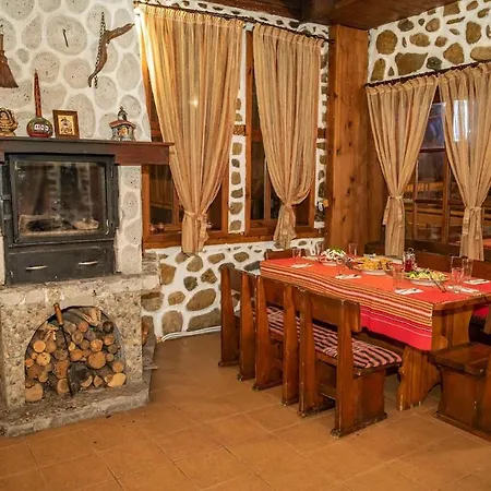 стария чинар ホテル メルニック